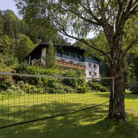 Sportland & Outdoor-center 2*