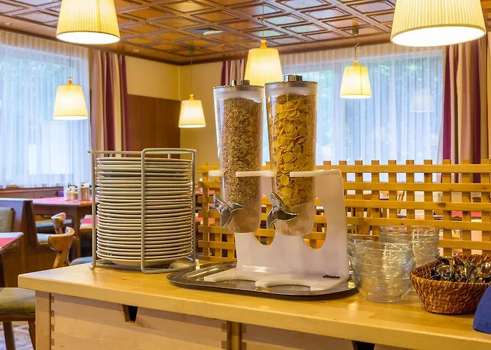 Sportland & Outdoor-center 2*