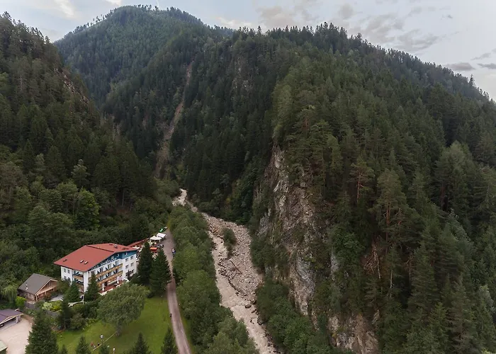 Sportland & Outdoor-center Hotel Huben (Lienz)