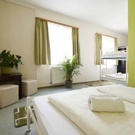 Sportland & Outdoor-center Hotel