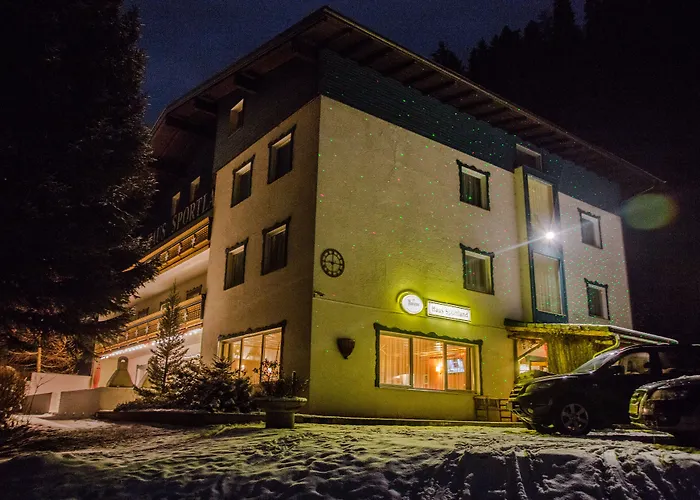 Sportland & Outdoor-center Hotel 2*