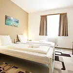 Sportland & Outdoor-center Hotel 2*